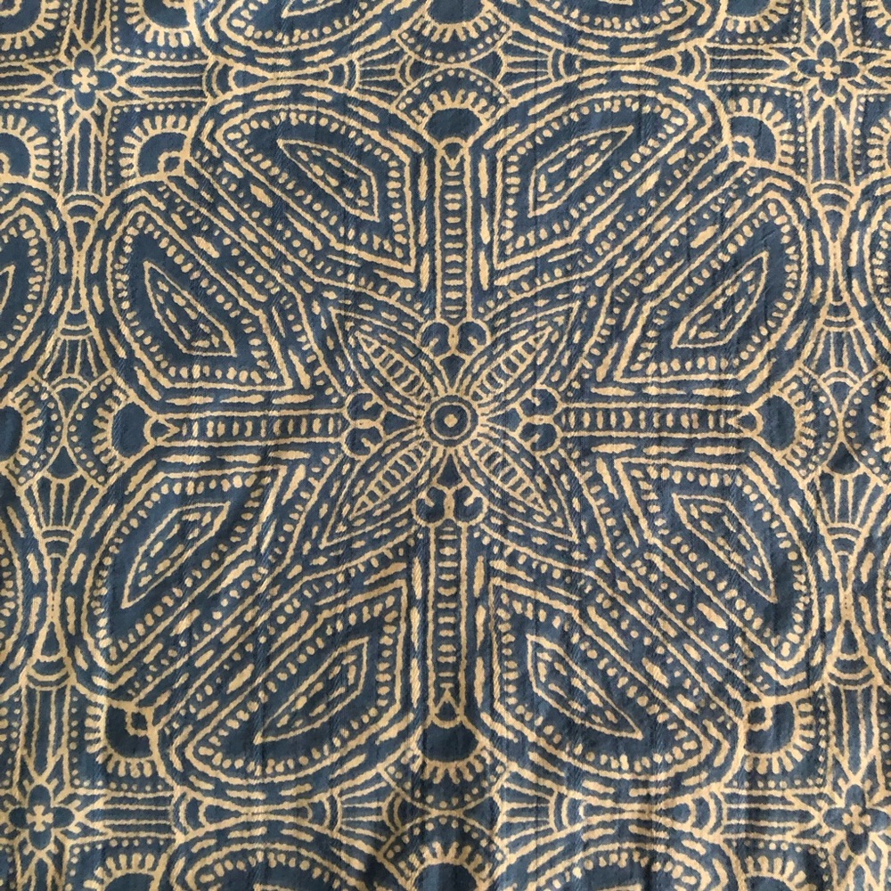 Lane Bryant tunic notch neck flap blue white paisley tile pattern tie waist - Picture 3 of 14
